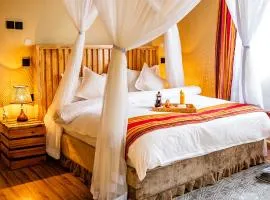 Equator Lodge & Campsite