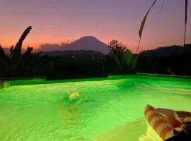 Villa Hola Agung