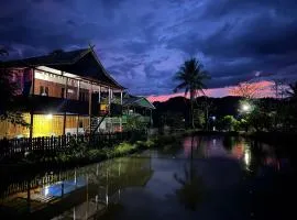 NASRUL HOUSE HOMESTAY FOR BACKPACKERS
