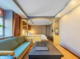 Huafeng Hotel - Huaqiang South Metro Station and Huaqiang North Commercial District