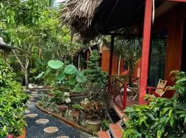 Nhat Linh Homestay Ben Tre