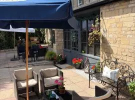 Burford Lodge - Adults only