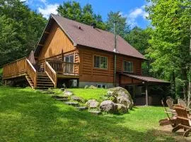 Chalet Le Boisé SPA et Rivière