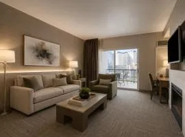 Family Suite at Platinum Hotel Balcony STRIP and Pool View