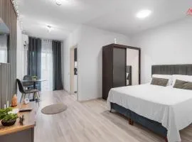 Crina Studio