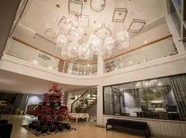 Almont City Hotel