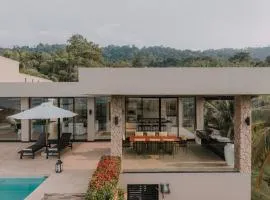 White Monkey Villa - Private Pool & Jacuzzi by WOW Holiday Homes