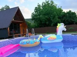 Cottage Orion