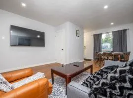 2BR Suite Near YYC Airport and Downtown 4644 UP