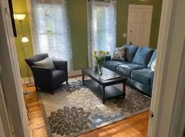 Cute 2 bedroom home !