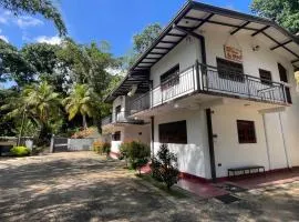 Reefside mount villa