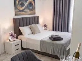 Rozafa Guest Room Center