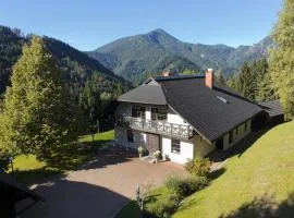 Karami Mountainhouse