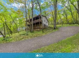Private Lake Beach Cabin w Golf Pool Fire pit