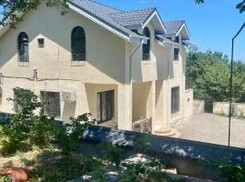 Private Forest House near Galaalti Hotel