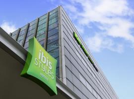 ibis Styles Amsterdam Airport, hotel  v bl&iacute;zkosti letiska Letisko Amsterdam Schiphol