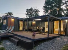 InPlai Cabins