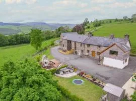 6 Bed in Machynlleth oc-bow374