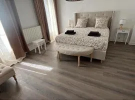 Baroque Chic Suite - 10 min from Paris, access to Disney
