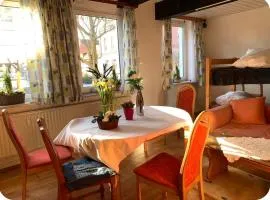 Brakel Monteur Ferienwohnung Wohnung 1 Zimmer 2 Bette