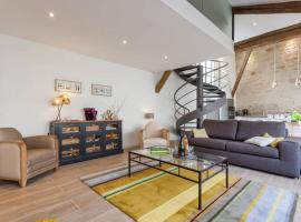 Loft côté jardin, hotell med parkeringsplass i Suippes