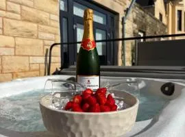 Sea view Villa Holiday and Corporate Let Accommodation