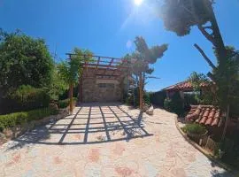 Hibiscus Country House by ΜΡS