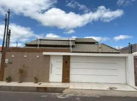 Casa grande e confortável!