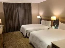 Chiayi Oriental Pearl International Hotel