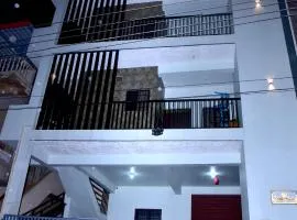Gubbi GOODU SEVRVICE APARTMENT