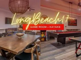 Lakefront Oasis with Game Room!