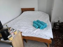 BEE KIND available with shared bathroom