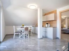 Guesthouse Viktorija Flat - Deluxe Apartment