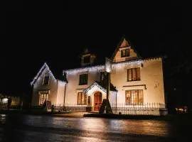 The Kings Head Country Hotel
