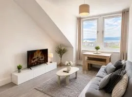 Cosy 2BDR in Greenock - Sleeps 5 - Parking