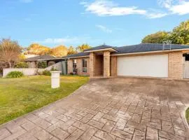 The Karangal Residence - Lakeside
