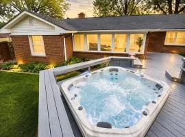 Serene Ivy Hills Home with Hot Tub & Screened Porch-Family Friendly