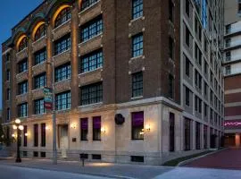 New Moxy Ottawa Downtown