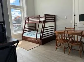 Cozy Suite near Mundy Park