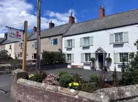 The Old Post Office - B&B and Coffee Shop