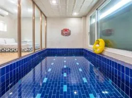 Gapyeong Ddel Poolvilla