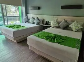 HOTEL LEMON GREEN -Zona Expo Frente al Centro de Convenciones