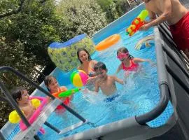 Villa Maxonale près de Paris avec Piscine Chauffée, Sauna et Jacuzzi