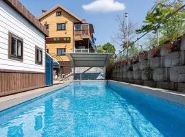Yeongheungdo Rainbow Ocean View Pension