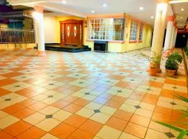 AT Unicorn Homestay Sibu - Large Parking, High-Speed WiFi, Wedding House