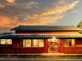 泊れる図書館 さんごさん