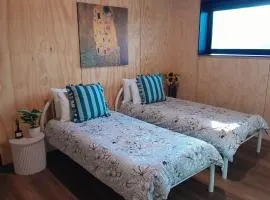 Unique Farm Stay - Phillip Island - Breakfast included