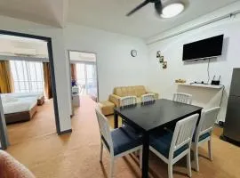 Seaview Deluxe Rainbow Paradise Tg Bungah 8pax