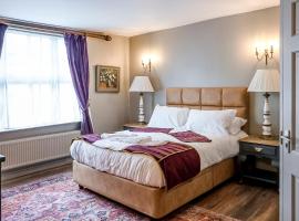 The Old Bull Inn at Alaz, hotel in Sudbury