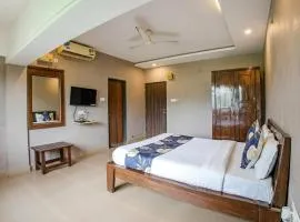 FabHotel Lakeview Residency